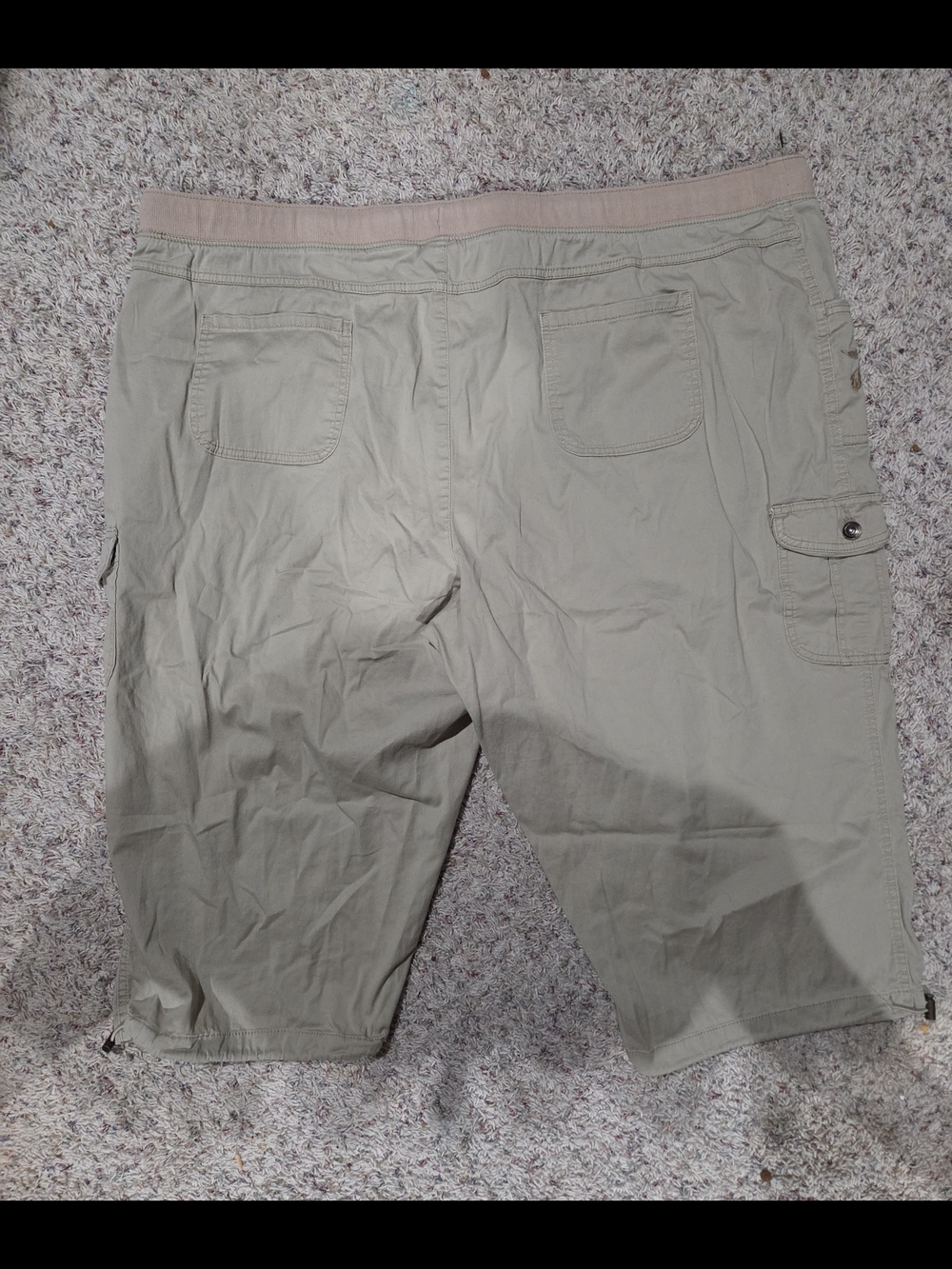 Terra & Sky Women's Khaki Capris